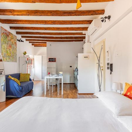 Monolocale Sui Tetti Di Bologna - Via Indipendenza Apartment ภายนอก รูปภาพ