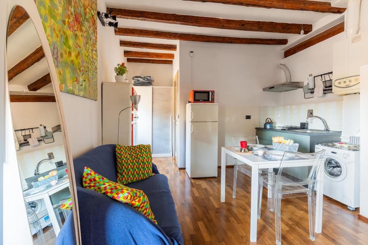 Monolocale Sui Tetti Di Bologna - Via Indipendenza Apartment ภายนอก รูปภาพ